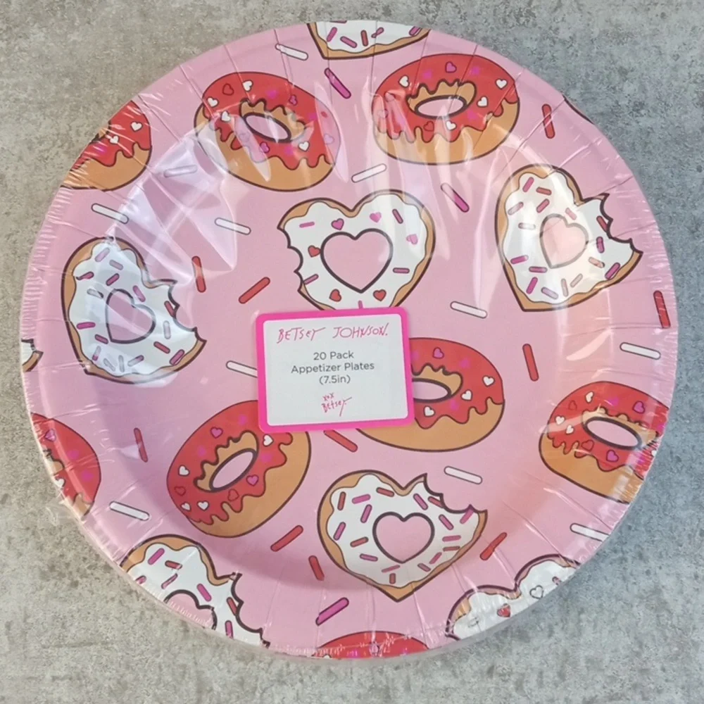 🥨🍒 Betsey Johnson Pink Donut Party Plates and Napkins Set